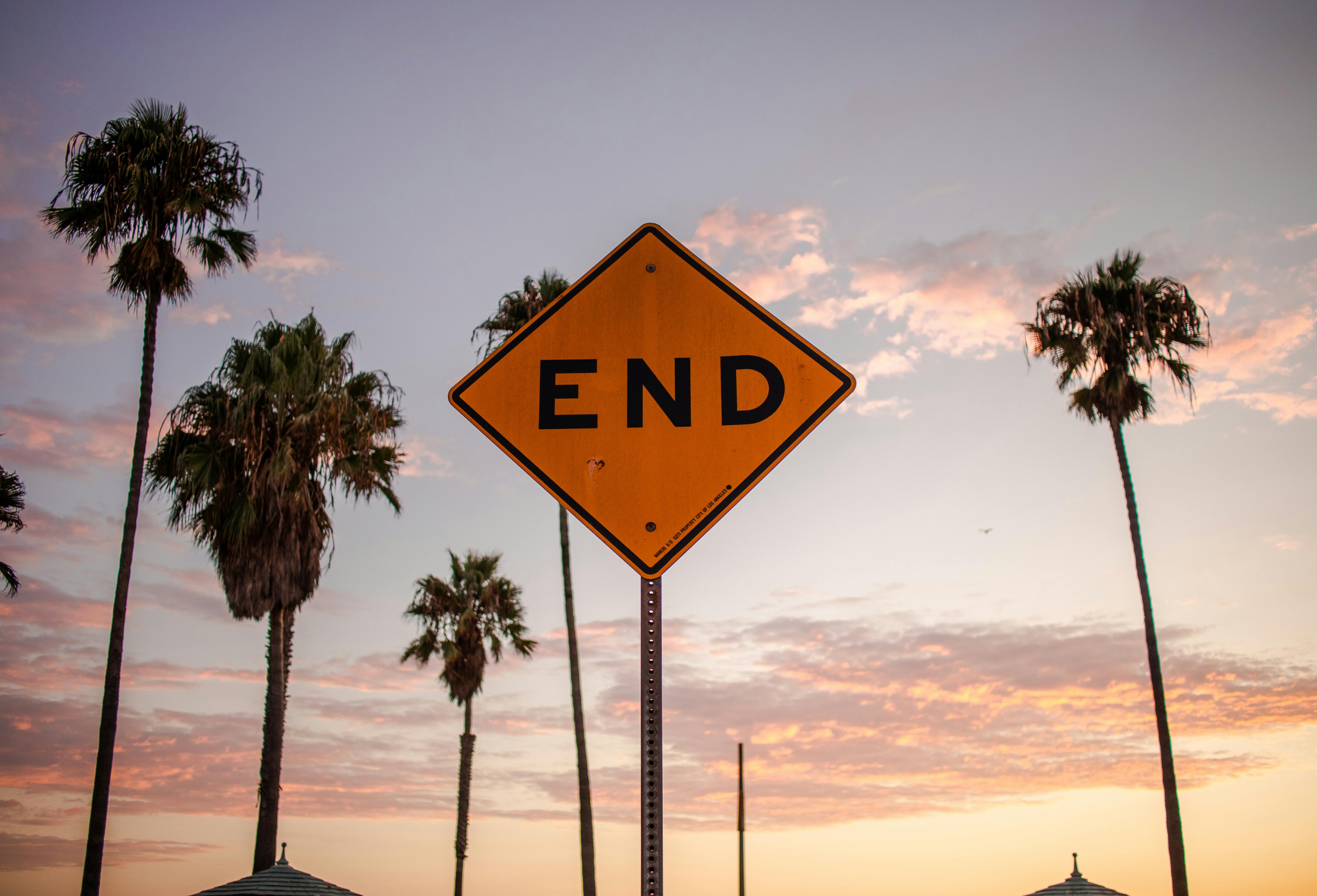 How to Become a Financial Advisor: Smart Steps for 2025